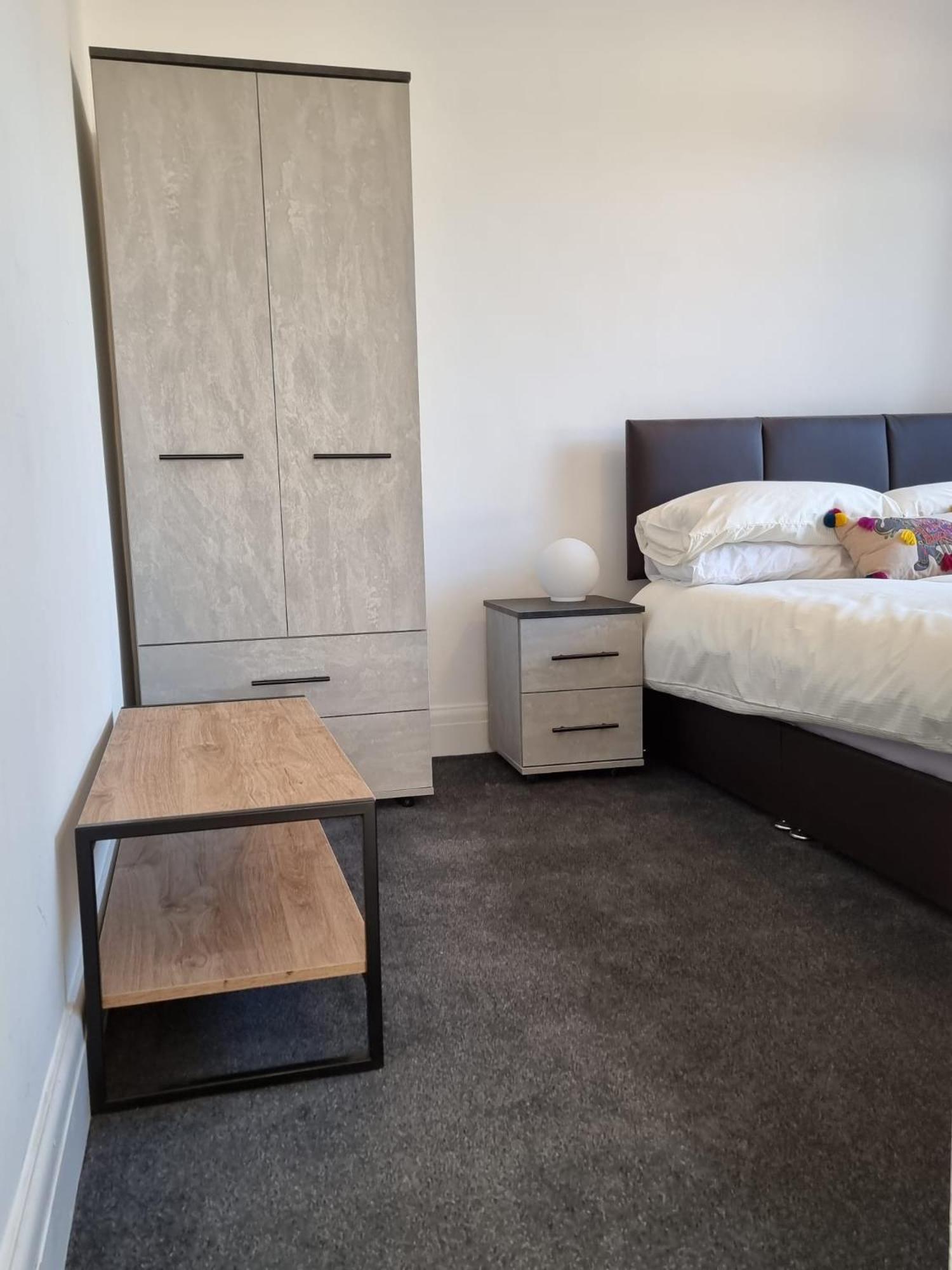 Radiant Accommodation Manor Lane Plymouth Bagian luar foto